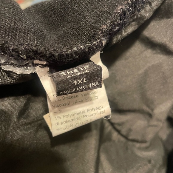 High-Waisted Distressed Jean Shorts with Fray & Elastic Waist - Picture 5 of 6